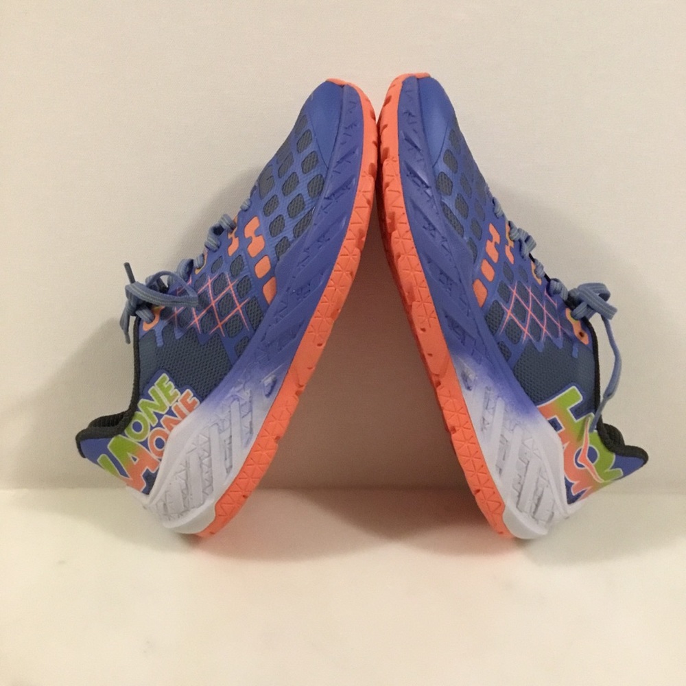 Hoka One One Clayton - new in box!